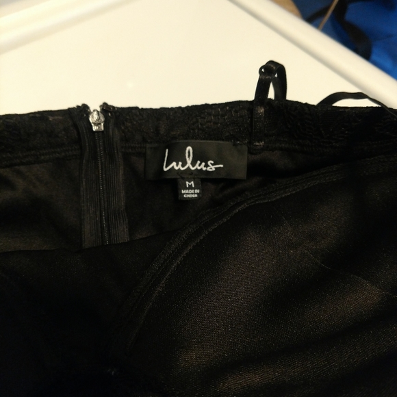 Lulu's black lace bodycon dress - Picture 12 of 12